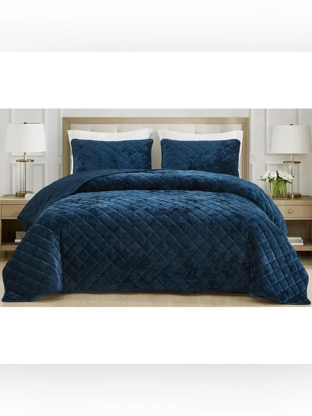 Plush Quilted Velvet 3 piece oversized king quilt Set - Navy